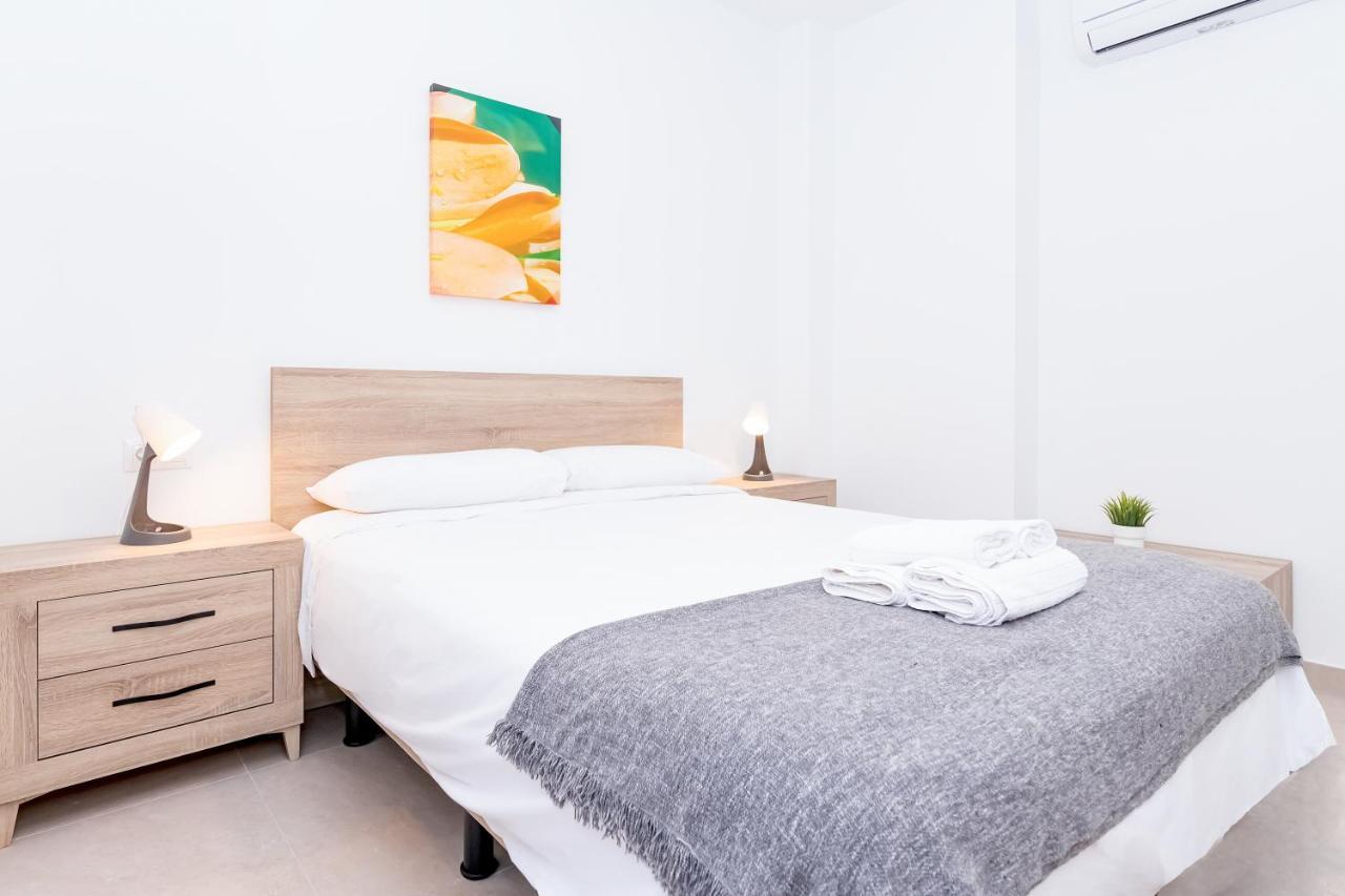 Lovely Victoria Apartament Malaga Exterior photo